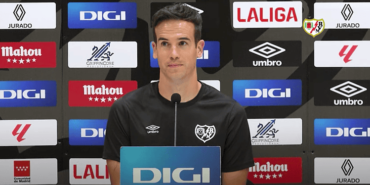 Íñigo Pérez en la previa ante el Unionistas: “La Copa siempre es una oportunidad muy buena. Tenemos ganas” 1 Íñigo Pérez Rayo