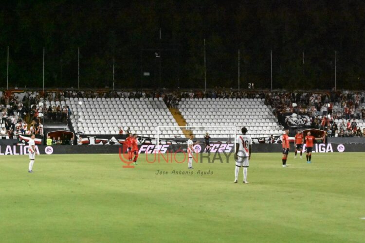 fondo vacio Bukaneros Rayo