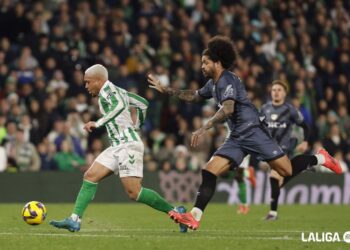 Aridane titular betis