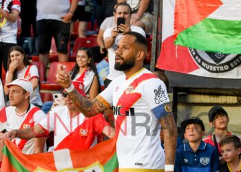 Bebe se encuentra con el Rayo