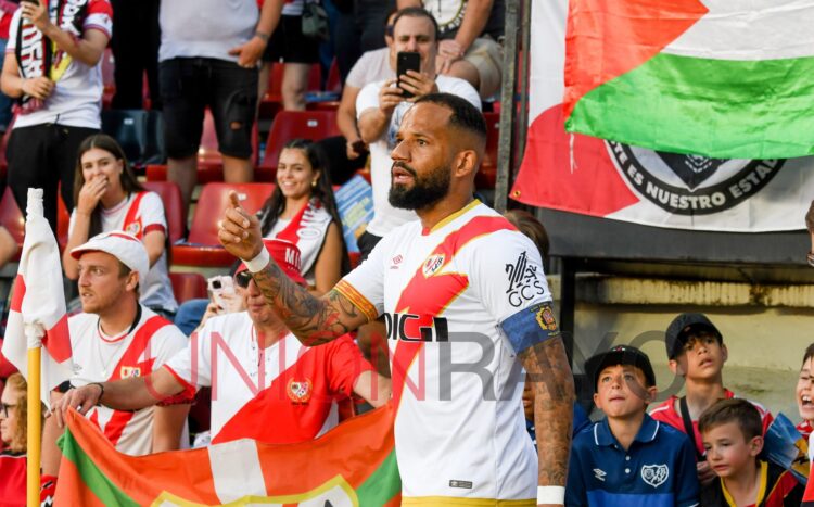 Bebe se encuentra con el Rayo