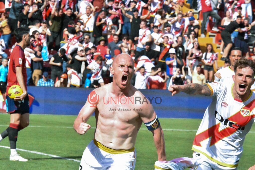 Isi y su famosa celebración en su gol ante Osasuna