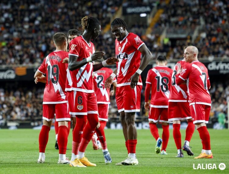 Pathé Ciss marca y baile