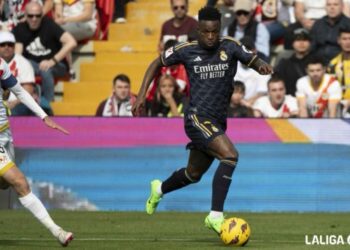 Vinicius suplente rayo