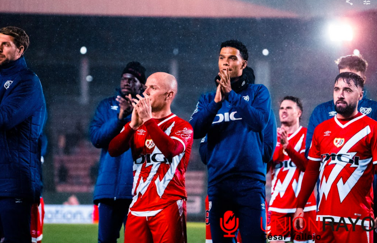 Etienne Eto'o regresó a una convocatoria con el Rayo Vallecano 1 Etienne Eto'o