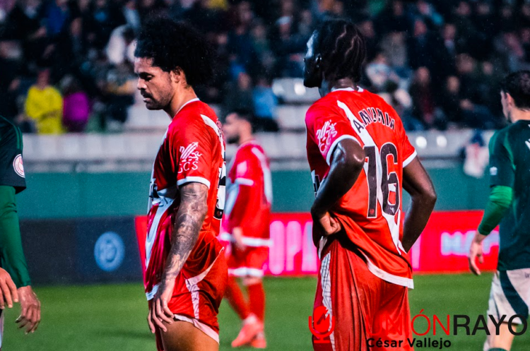 Aridane y Mumin estrenan pareja de centrales ante el Racing de Ferrol: nunca habían jugado juntos 1 Aridane Mumin Racing de Ferrol Rayo