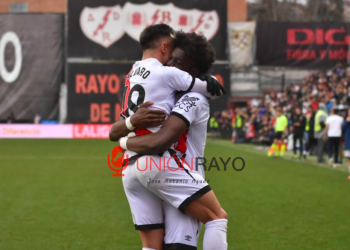 Rayo celebración gol Nteka y Álvaro García