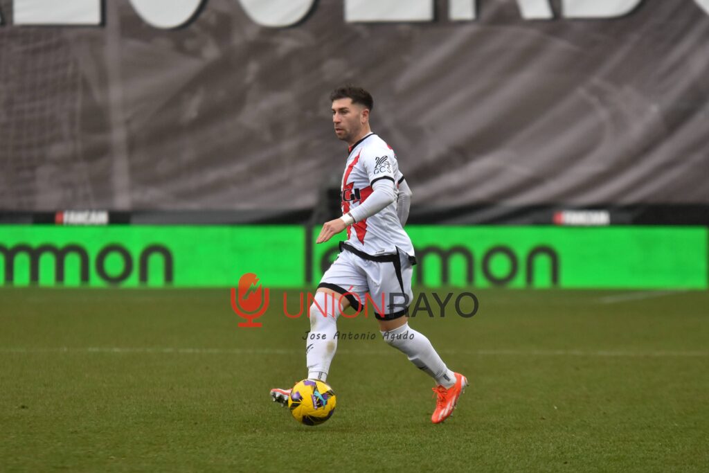 Embarba anota un nuevo golazo y se coloca como pichichi de Segunda División 3 Embarba sueño Europa