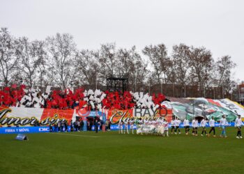 Tifo jornadas contra el racismo
