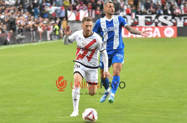 Valencia interesado en Balliu