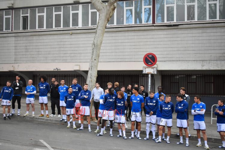 Espectacular recibimiento de la afición en la previa del Rayo - Villarreal 1 4af3f55b f805 4d54 8d4a 65301873cdb3