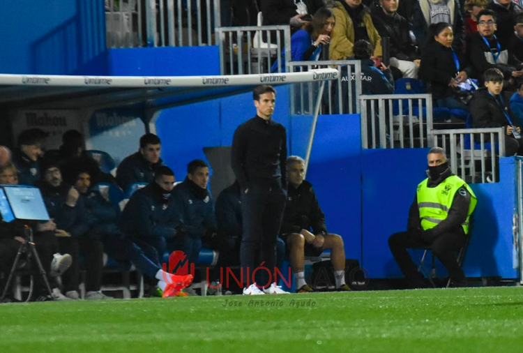 Iñigo Pérez autocrítico pese a la victoria en Leganés: “No he sido capaz de corregir el caos en los minutos finales” 1 Iñigo Pérez