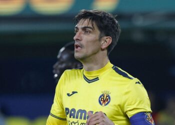Gerard Moreno baja en los entrenamientos del Villarreal previos al duelo ante el Rayo Vallecano 2 Gerard Moreno