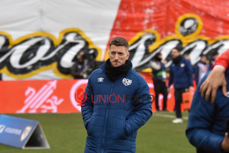 El Rayo realiza una oferta formal de renovación a Balliu 1 IMG 4779