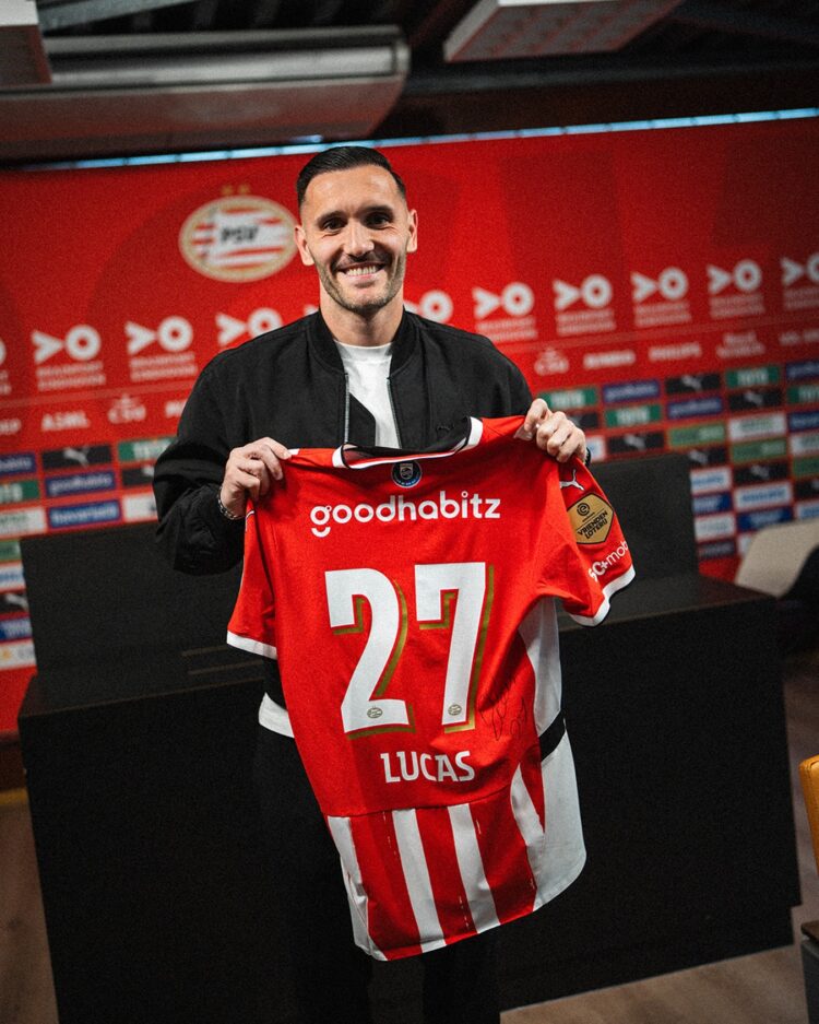 Lucas Pérez firma por el PSV tras sonar para el Rayo en invierno 1 Lucas Perez psv