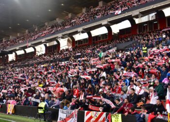 espectadores afición Vallecas