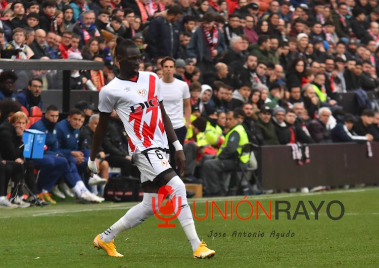 Pathé Ciss o Pelayo la incógnita de Iñigo ante el Alavés 1 Ciss