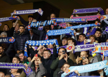 afición Espanyol. Vía: Espanyol