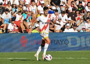 Oscar Valentin supera Michel