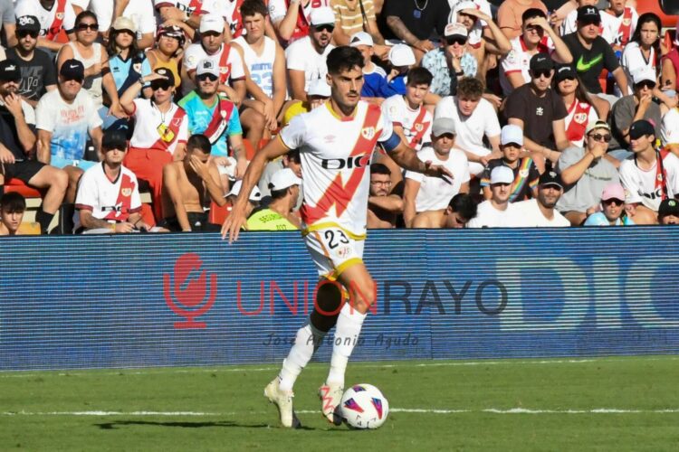 Oscar Valentin supera Michel