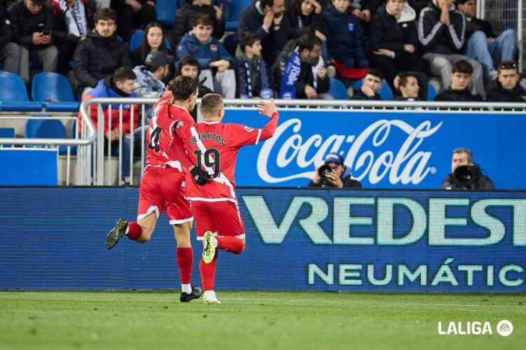 Alavés 0-2 Rayo Vallecano: "Batalla y Pedro Díaz quieren hacer realidad el sueño de Europa" 1 Pedro Díaz cronica alaves rayo