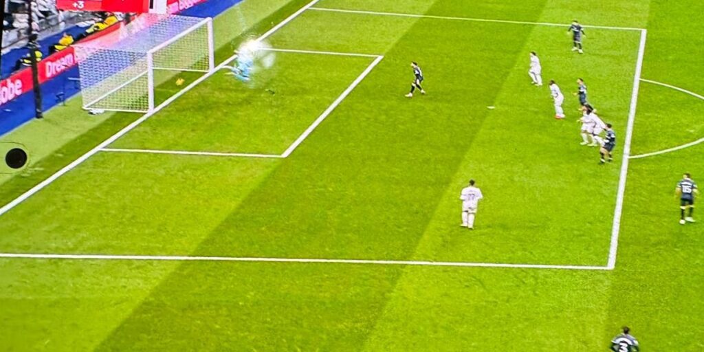 Pedro Díaz anotó un golazo en el Bernabéu para recortar distancias 2 Pedro Díaz gol Real Madrid