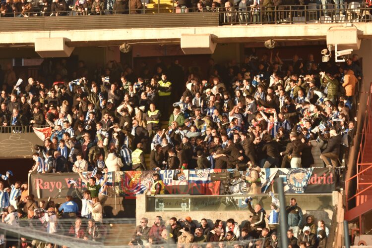 Más de un centenar de aficionados de la Real Sociedad presentes Vallecas 1 Real Sociedad Vallecas