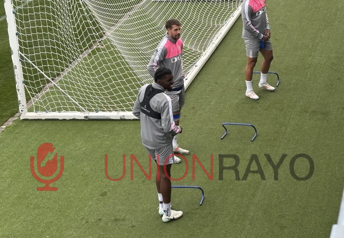 Isi y Nteka regresan a los entrenamientos con el Rayo a cinco días de visitar Mendizorroza 2 img 1392 1