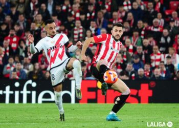 Alvaro Garcia punta athletic rayo
