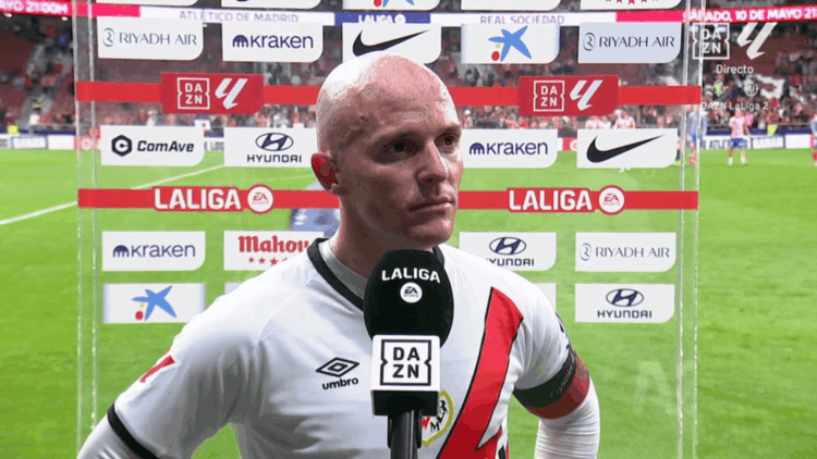 Isi, tras la derrota ante el Atlético: "A pesar de que los resultados no están saliendo, tenemos que seguir en esta línea" 1 Isi declas atletico 2