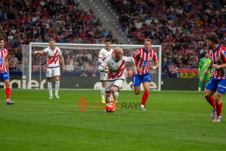 Isi no pudo marcar 1