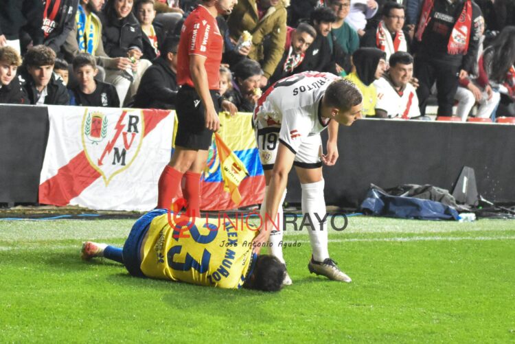 Bajas las palmas rayo