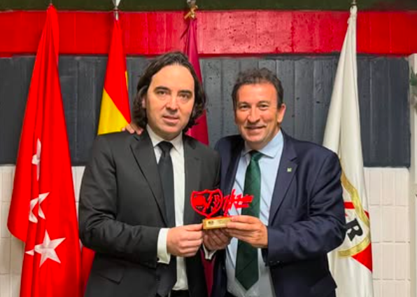 Presa obsequio centenario Rayo Betis