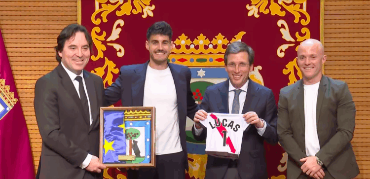 Martín Presa, Óscar Valentín, Martínez-Almeida, Isi