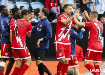 Rayo victoria fuera de casa