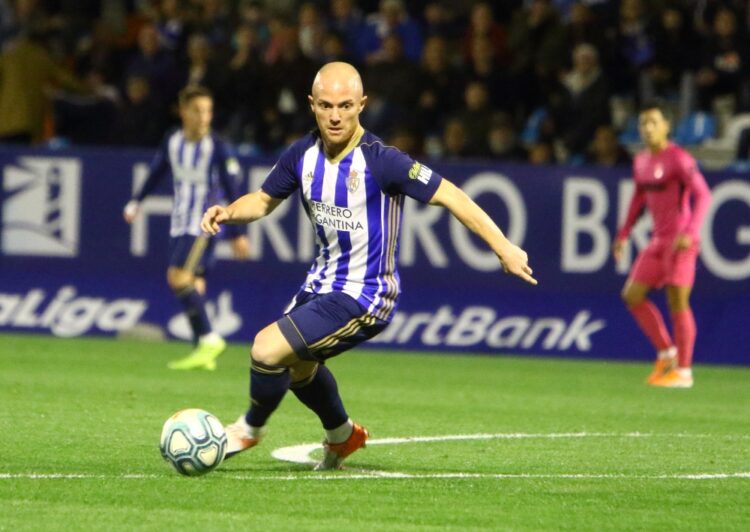 Isi en la Ponferradina. Vía: SD Ponferradina