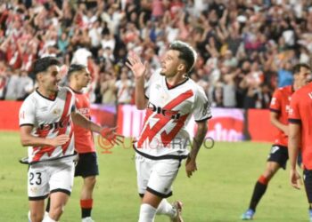 Ratiu mejor lateral derecho de laliga Rayo