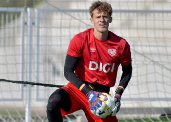 1e99dda6 d919 4e37 8920 40140a9cde10