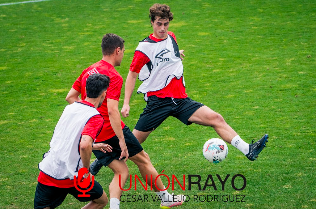 Los canteranos en la pretemporada 2025/26 del Rayo Vallecano 4 Sergio Lozano canteranos Rayo