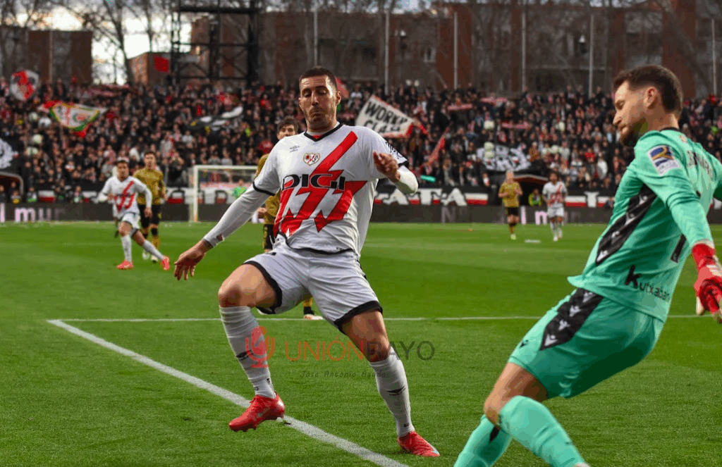 delanteros Rayo Sergi Guardiola