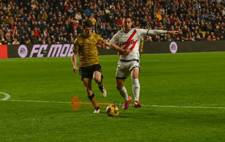 delanteros Rayo Sergi Guardiola