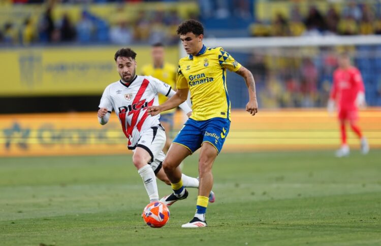 El Rayo Vallecano interesado en Stefan Bajcetic 1 Stefan Bajcetic vs Rayo Vallecano