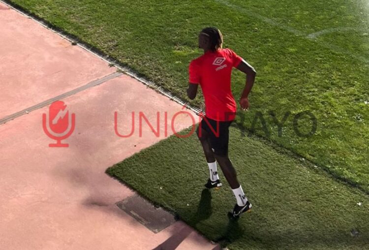 Pathé Ciss se reincorpora a los entrenamientos con el Rayo 1 Pathé Ciss