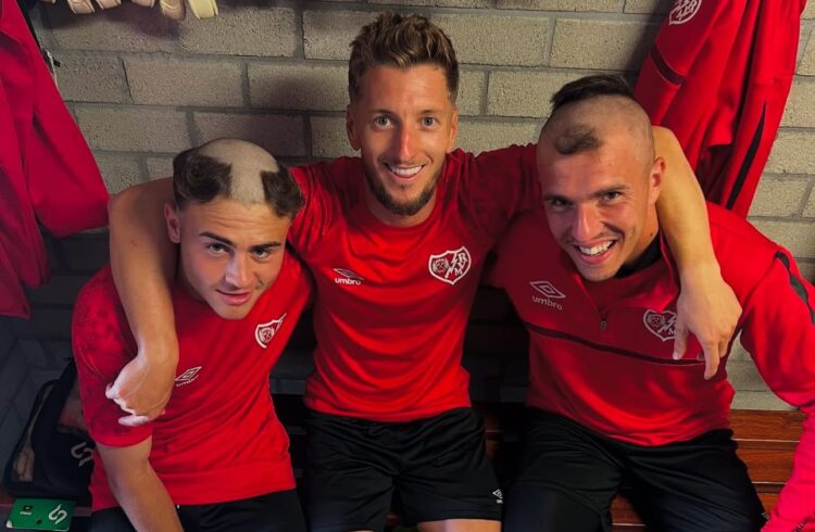 Becerra y Juanpe novatadas pelo Rayo