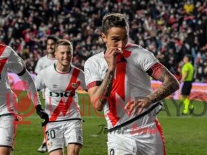 MARCA: Trejo renueva con el Rayo Vallecano 3 f75a45fd f1f5 41a3 ac91 a5342911a711