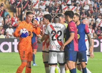 Bajas rayo barcelona 2025 26