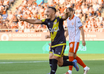 Álvaro García afronta una temporada histórica: busca superar a Cota en partidos y Bueno en goles 16 Álvaro García Rayo Girona