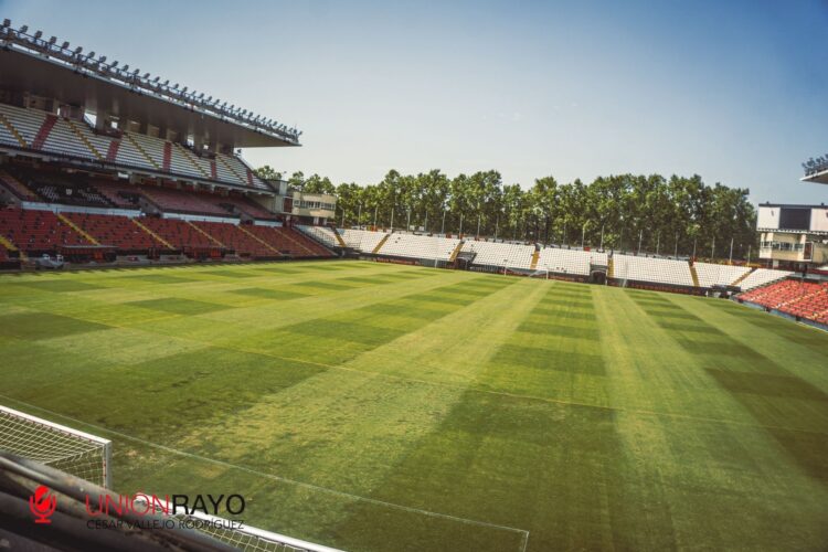 fe8403bb 32a8 42da 8e40 7d5bf2f9a7a3 1