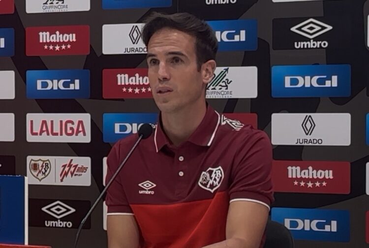 Íñigo Pérez en la previa del Rayo - FC Barcelona: “Hay que dar rienda suelta a la explosión del jueves” 1 Íñigo Pérez