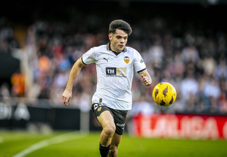 Acuerdo entre Valencia y Rayo Vallecano para el traspaso de Fran Pérez 1 img 0448 1